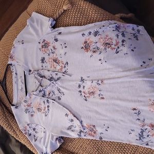 Maurices short sleeve top Large